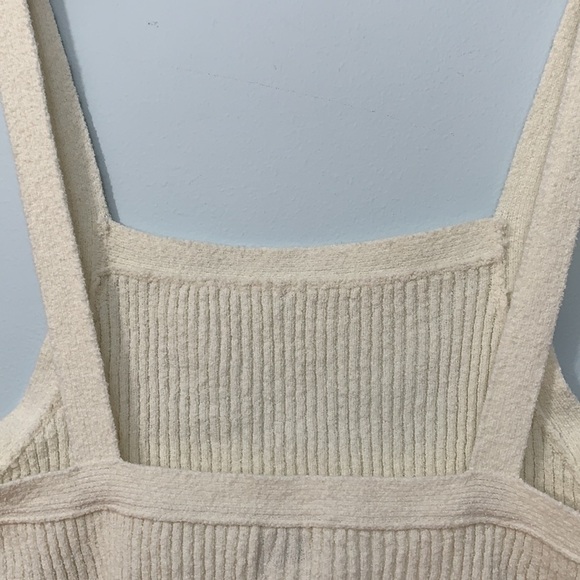 Urban Outfitters BDG Cream Knit Ribbed Square Neck Crop Y2K Top Tank Cami M NWT - Picture 14 of 16